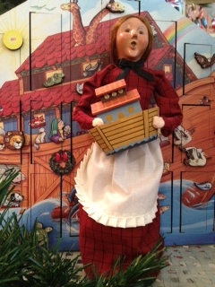 Byers Choice Retired Carolers